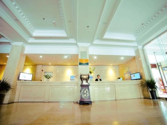 Jinjiang Inn Select Yantai Penglaige Екстериор снимка