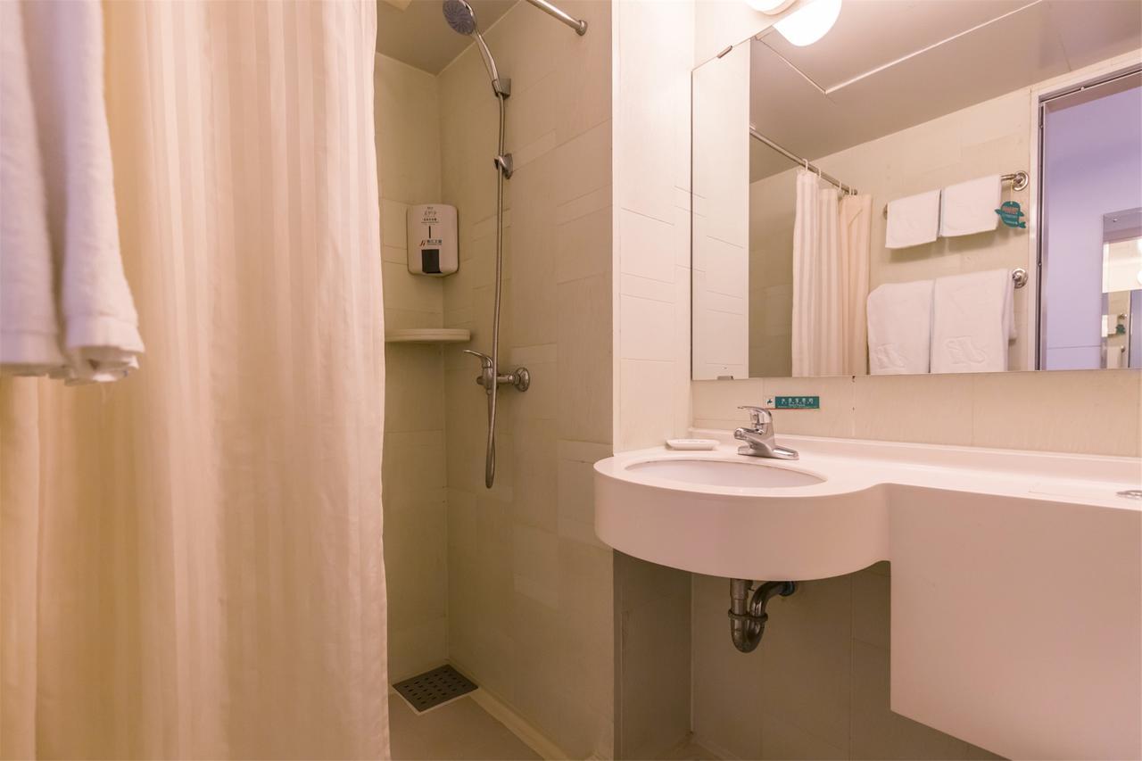 Jinjiang Inn Select Yantai Penglaige Екстериор снимка